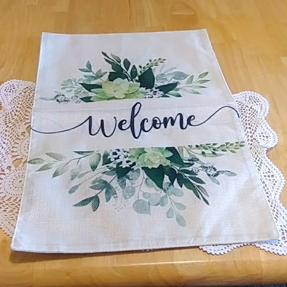 Pretty floral design garden flag, Welcome, nwot